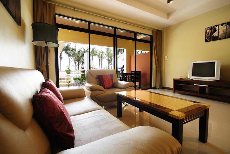 Kamala Beachfront Apartment Extérieur photo